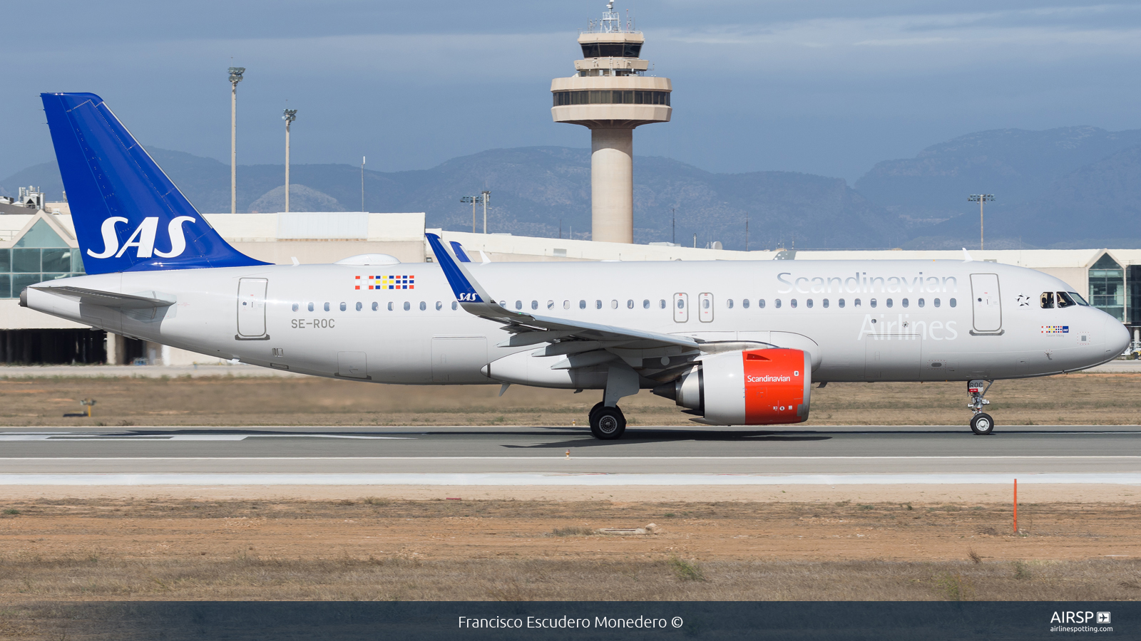 SAS Scandinavian Airlines  Airbus A320neo  SE-ROC
