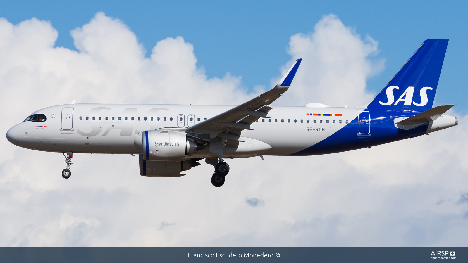 SAS Scandinavian Airlines  Airbus A320neo  SE-ROH
