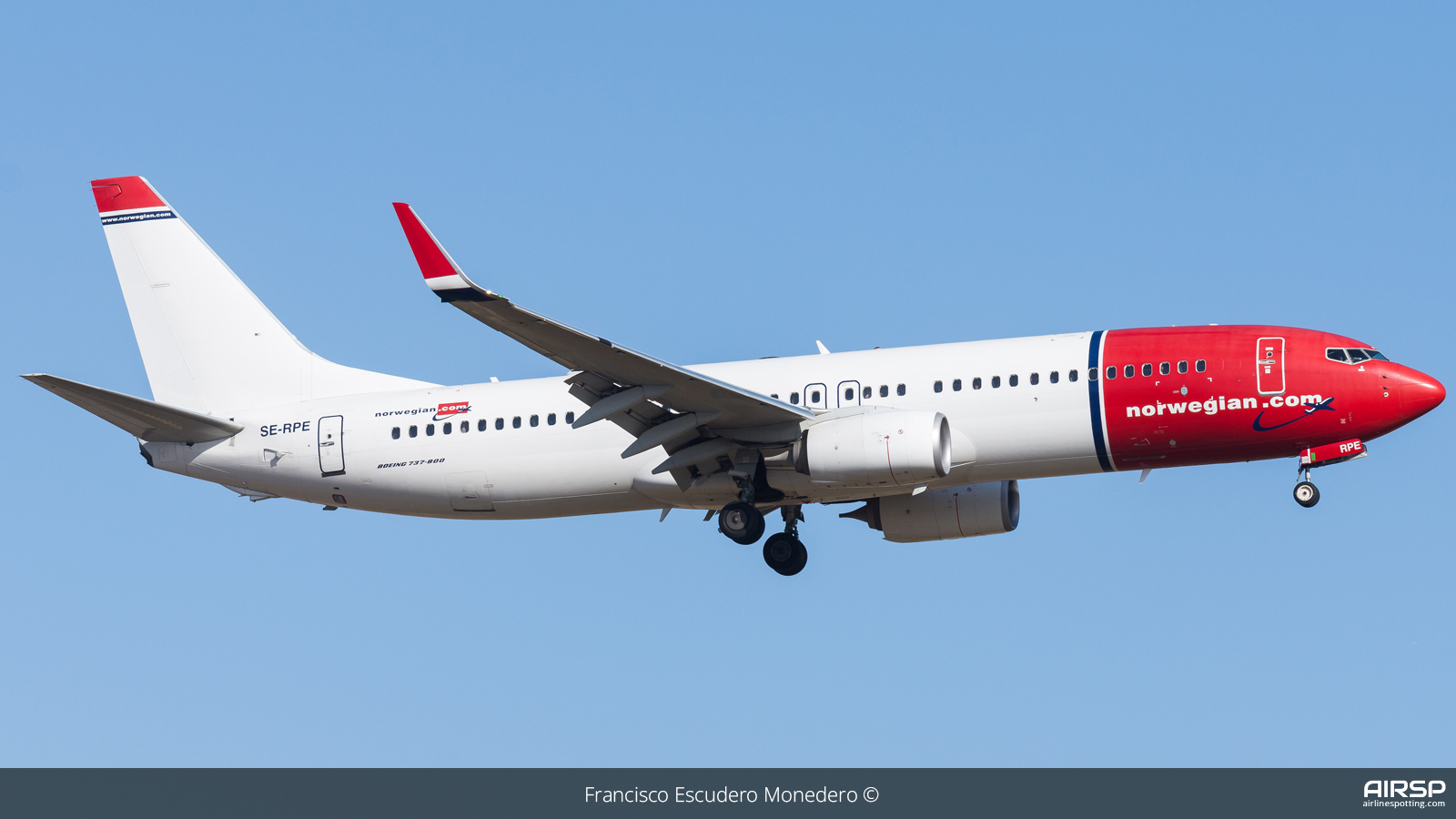 Norwegian  Boeing 737-800  SE-RPE