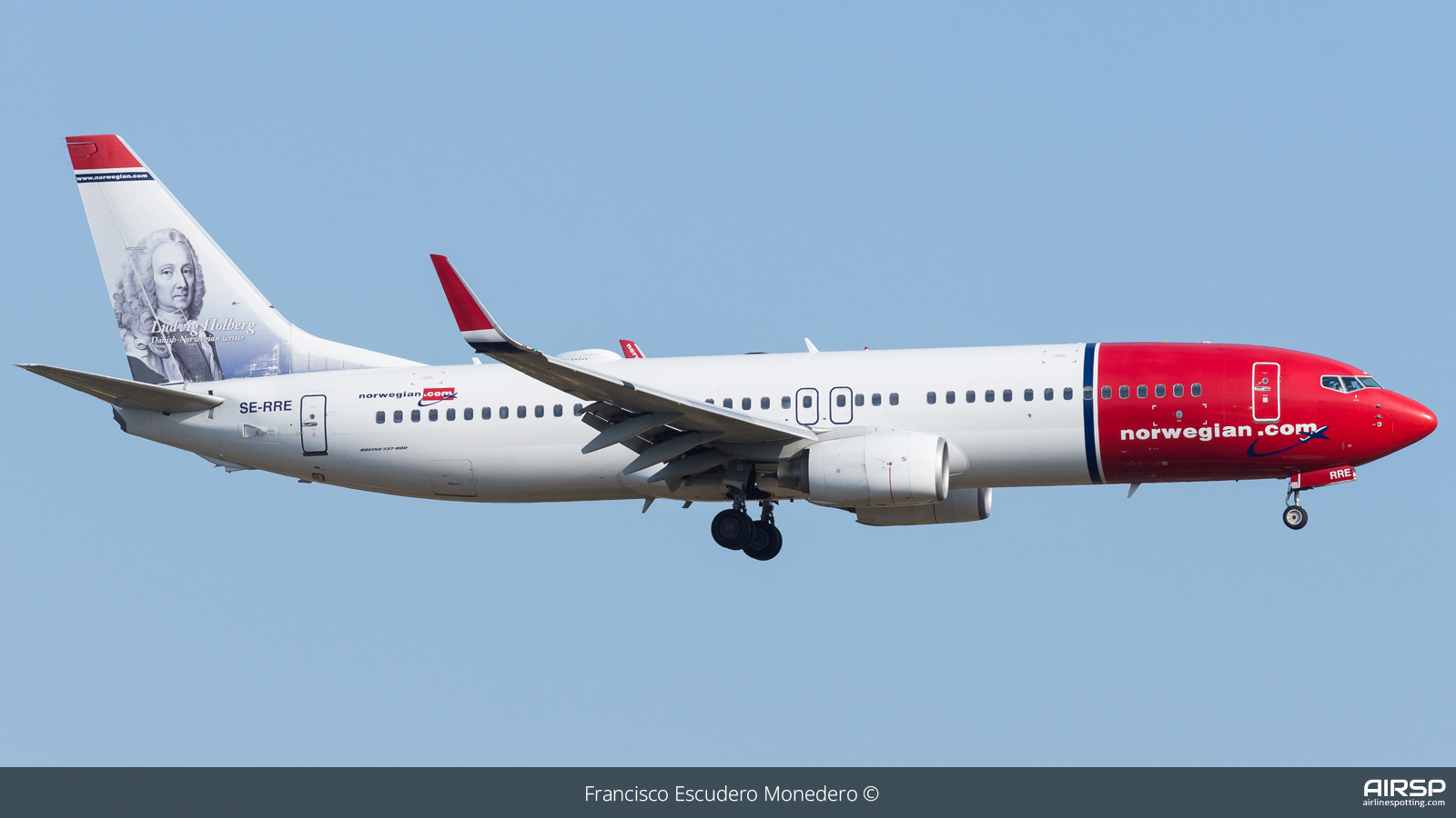 Norwegian  Boeing 737-800  SE-RRE