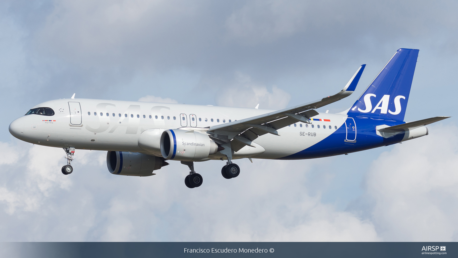 SAS Scandinavian Airlines  Airbus A320neo  SE-RUB