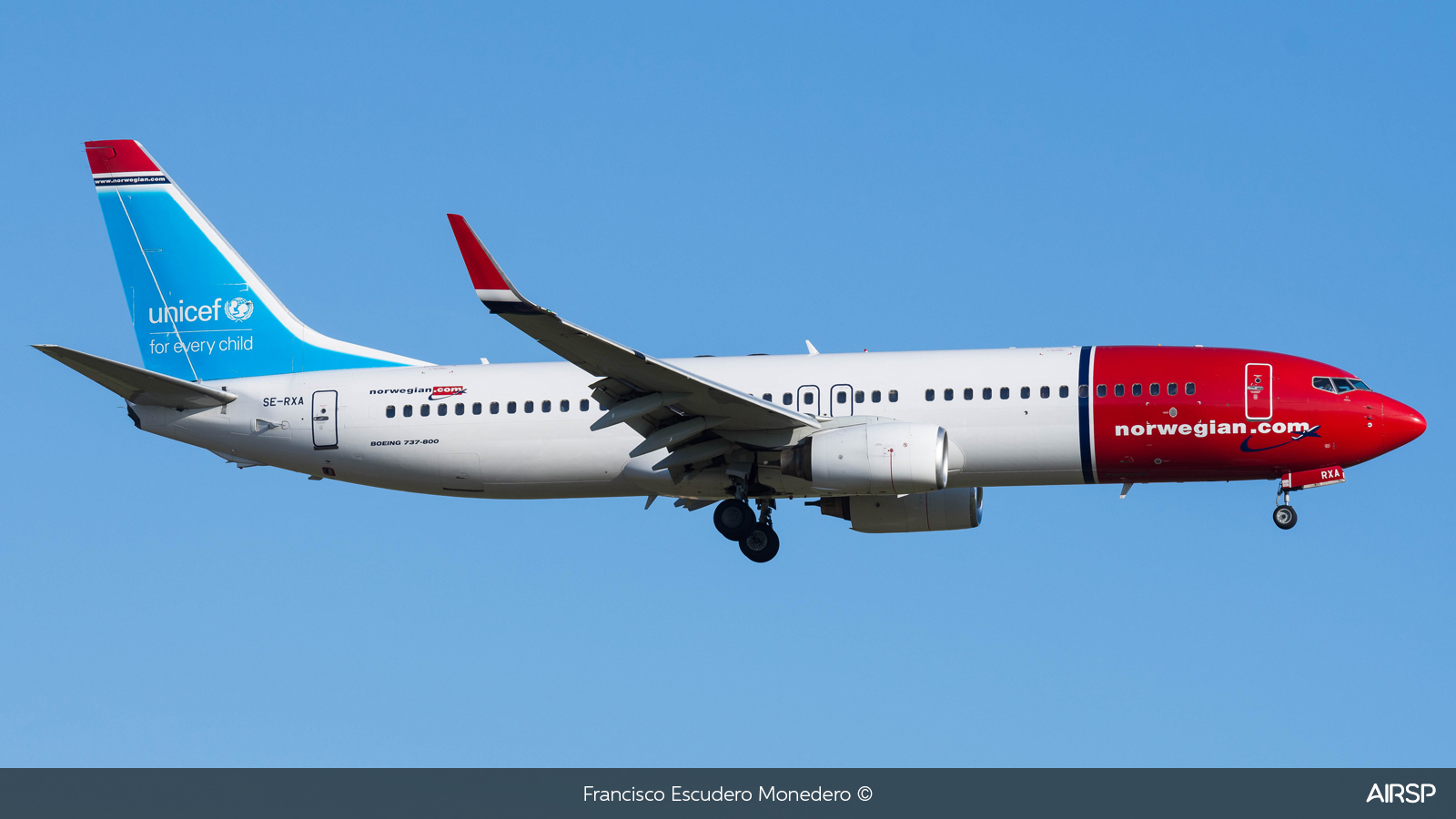 Norwegian  Boeing 737-800  SE-RXA