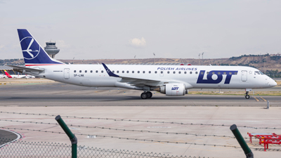 LOT Polish Airlines Embraer E195