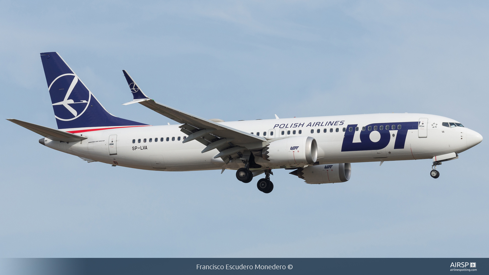LOT Polish Airlines  Boeing 737 Max 8  SP-LVA