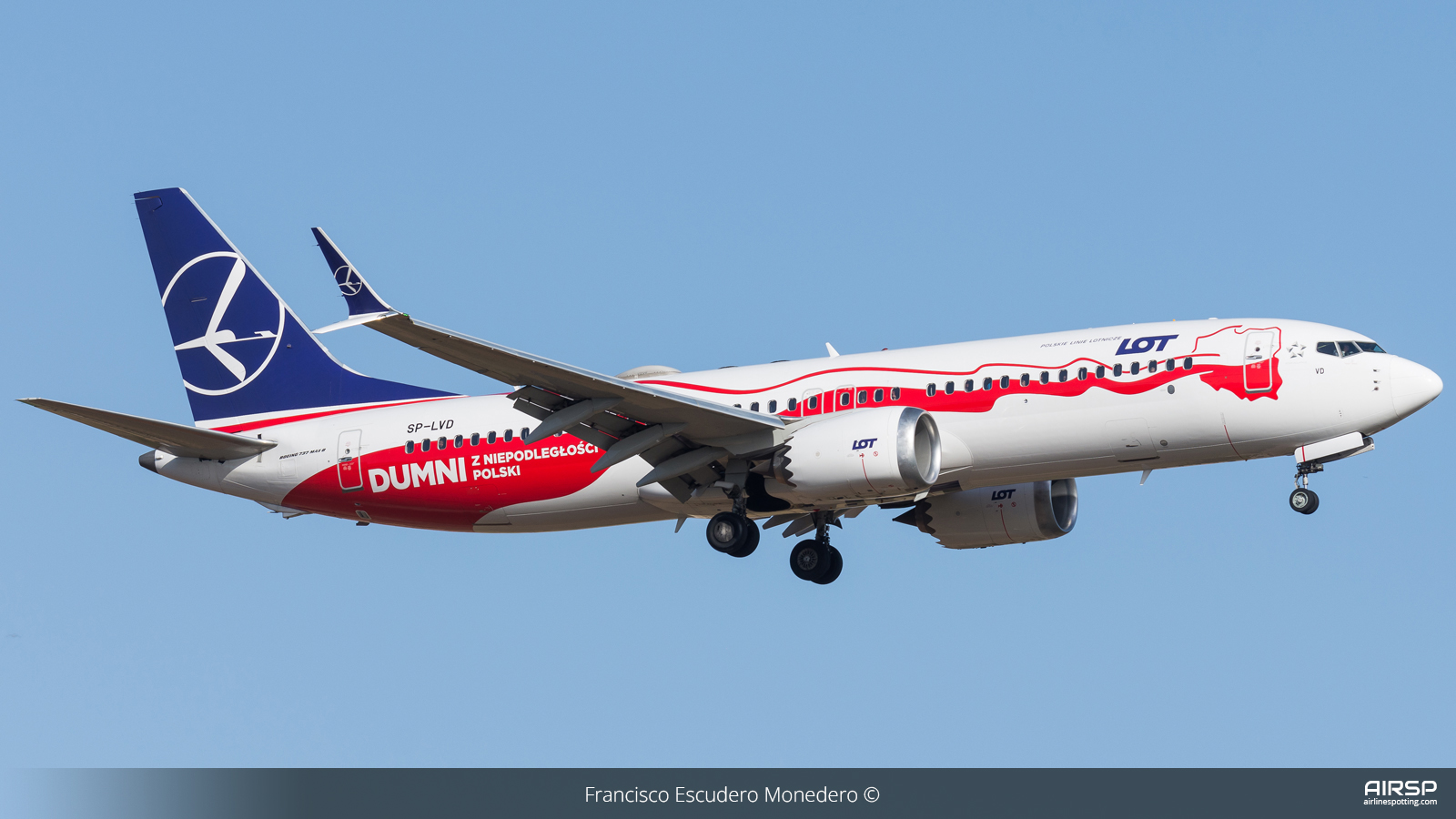 LOT Polish Airlines  Boeing 737 Max 8  SP-LVD