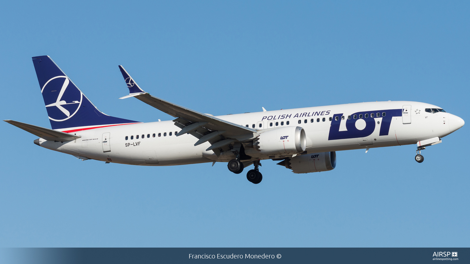 LOT Polish Airlines  Boeing 737 Max 8  SP-LVF