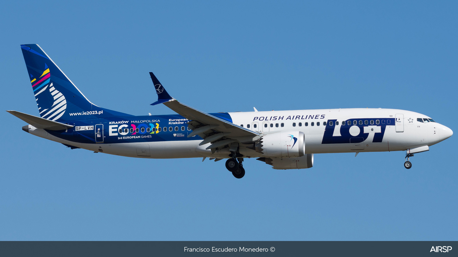 LOT Polish Airlines  Boeing 737 Max 8  SP-LVH