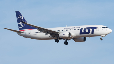 LOT Polish Airlines Boeing 737-800