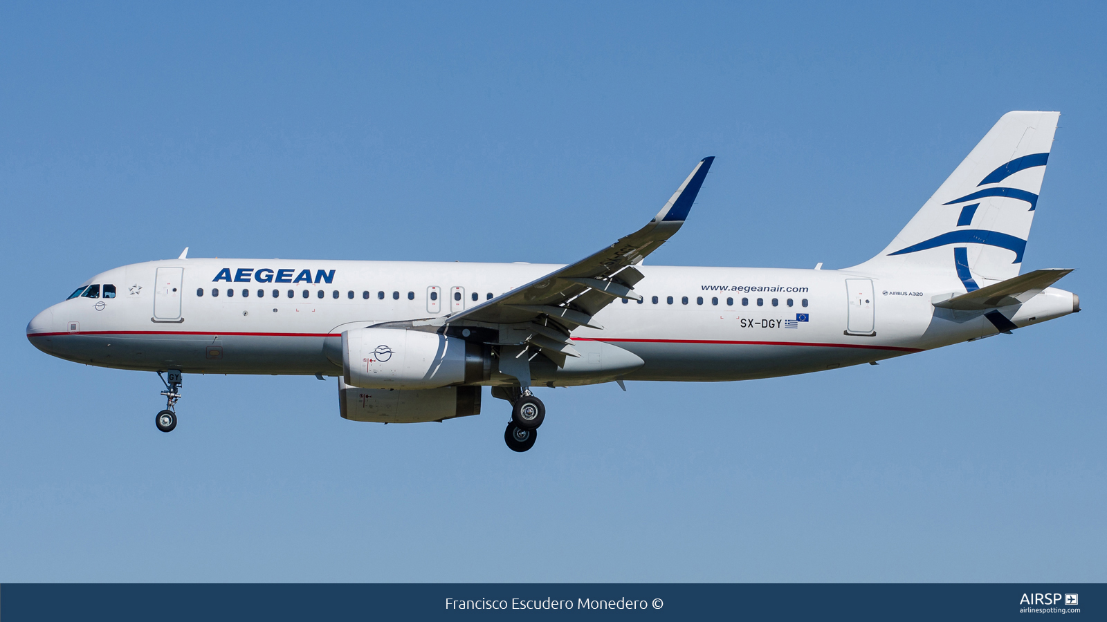 Aegean Airlines  Airbus A320  SX-DGY