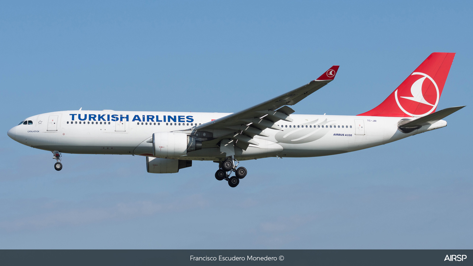 Turkish Airlines  Airbus A330-200  TC-JIR