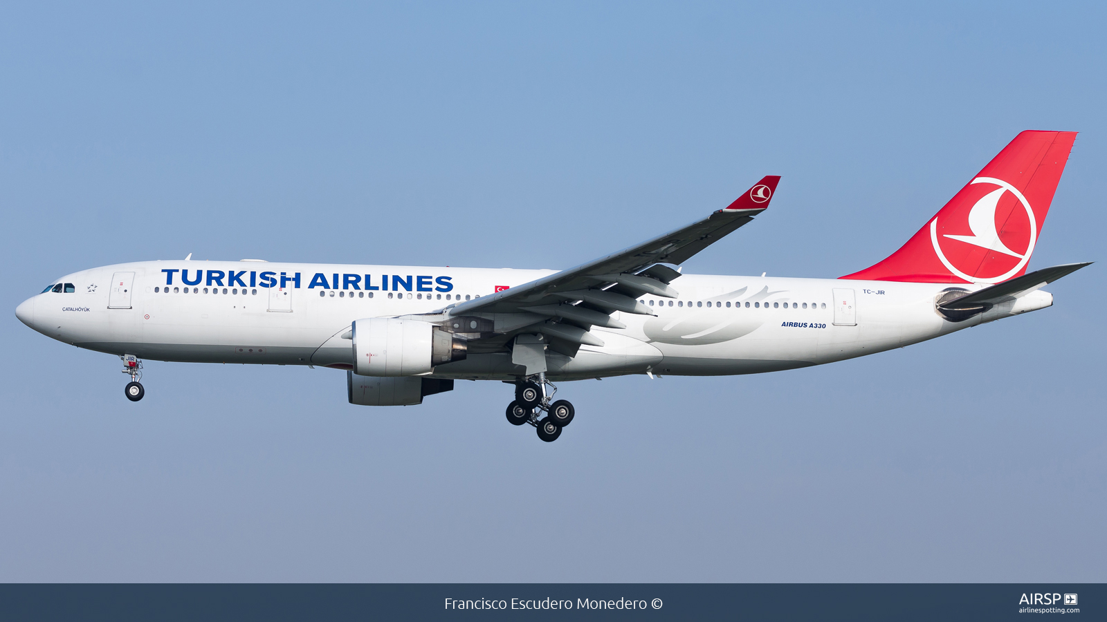 Turkish Airlines  Airbus A330-200  TC-JIR