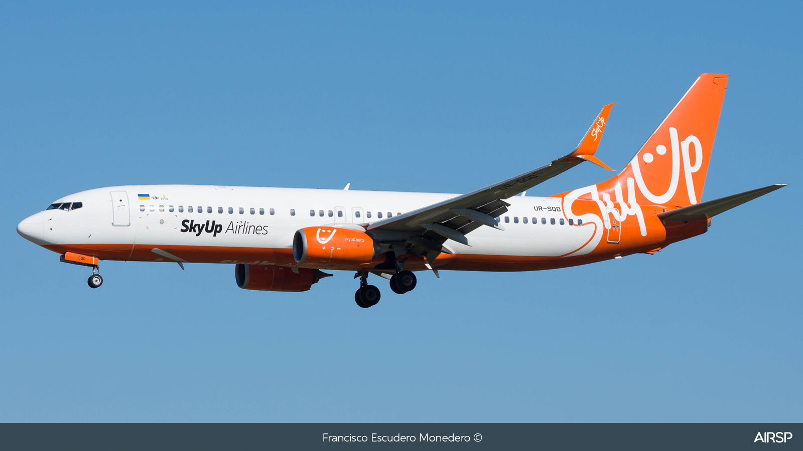 Skyup Airlines  Boeing 737-800  UR-SQO