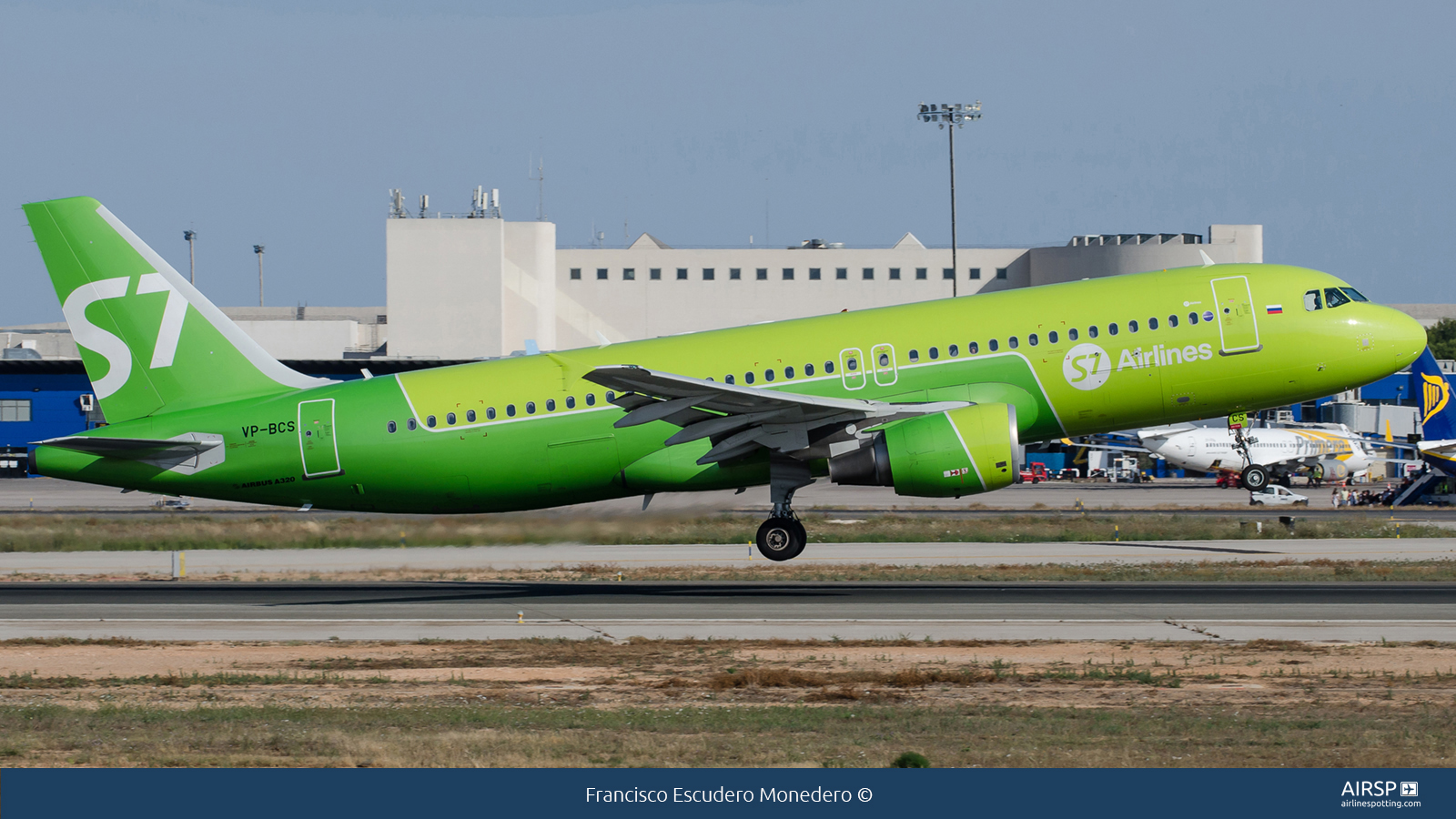S7 Airlines  Airbus A320  VP-BCS