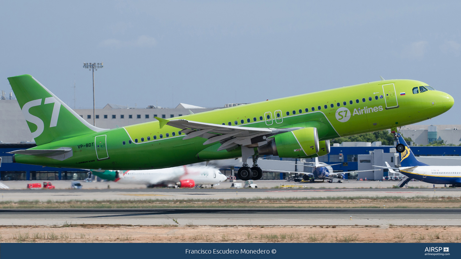 S7 Airlines  Airbus A320  VP-BDT