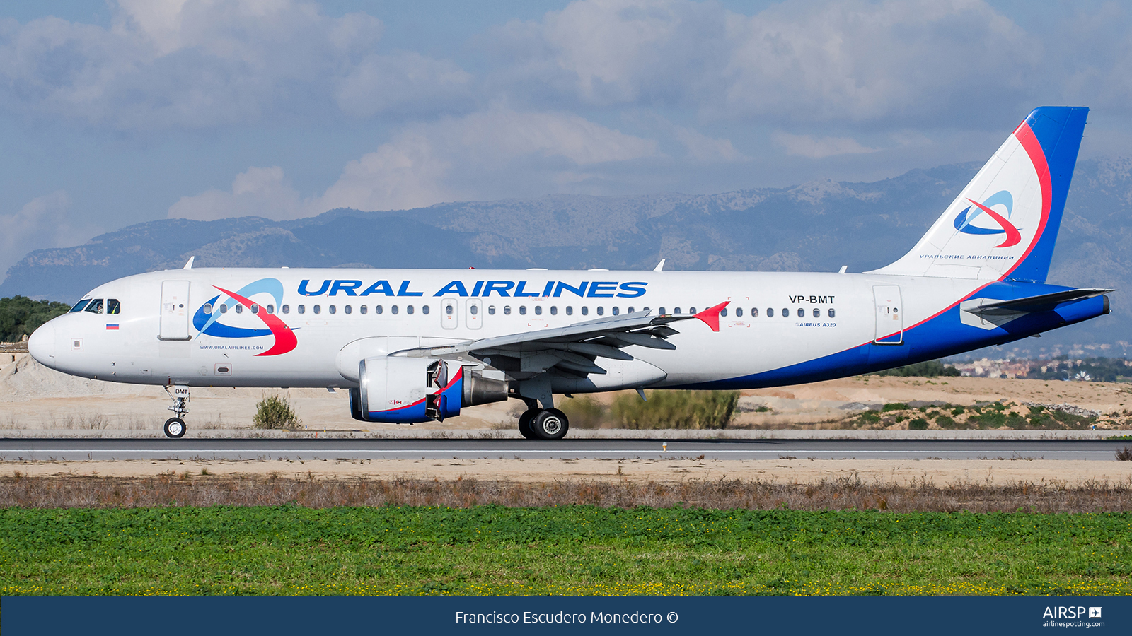 Ural Airlines  Airbus A320  VP-BMT