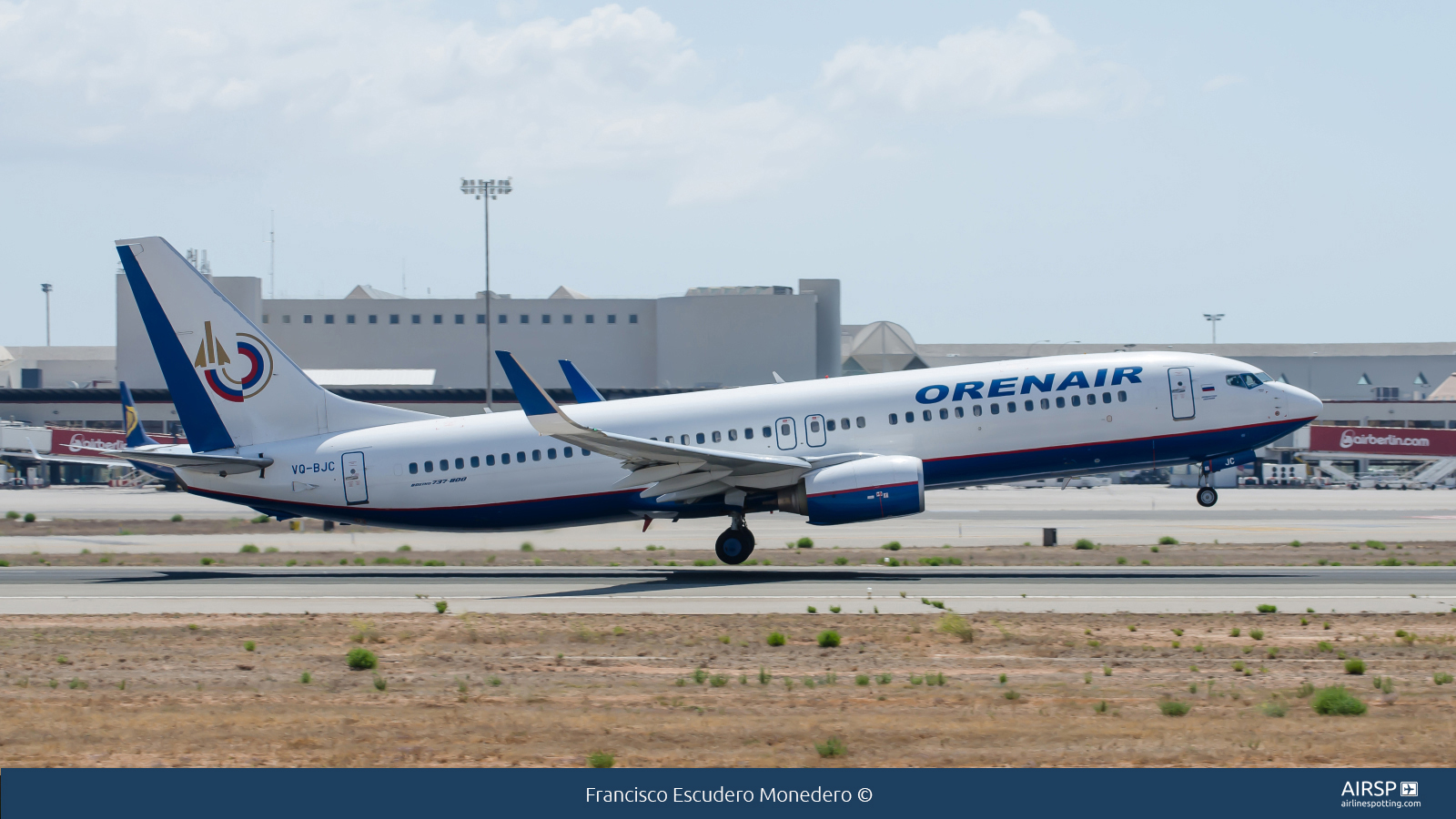 Orenair  Boeing 737-800  VQ-BJC