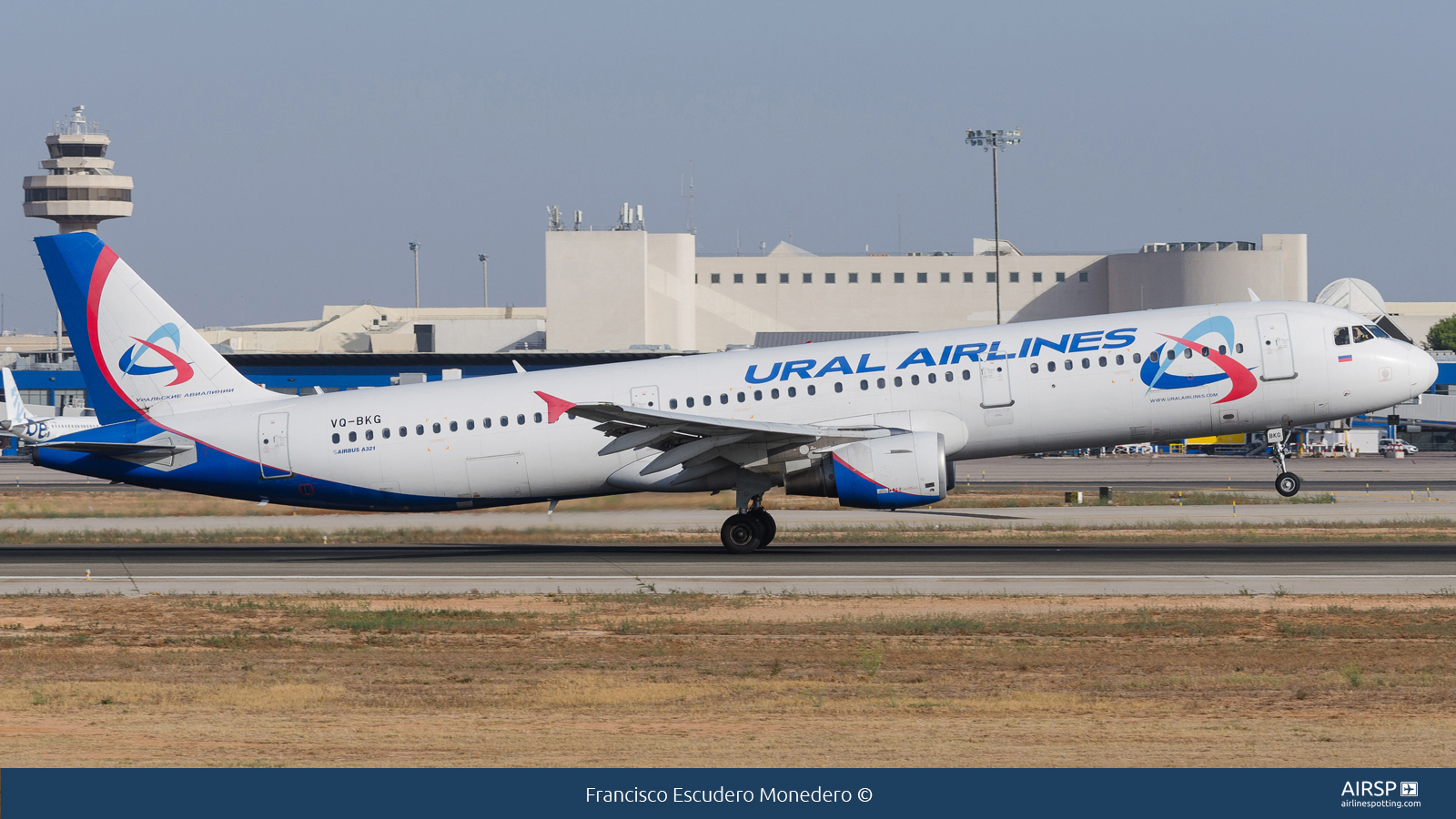 Ural Airlines  Airbus A321  VQ-BKG