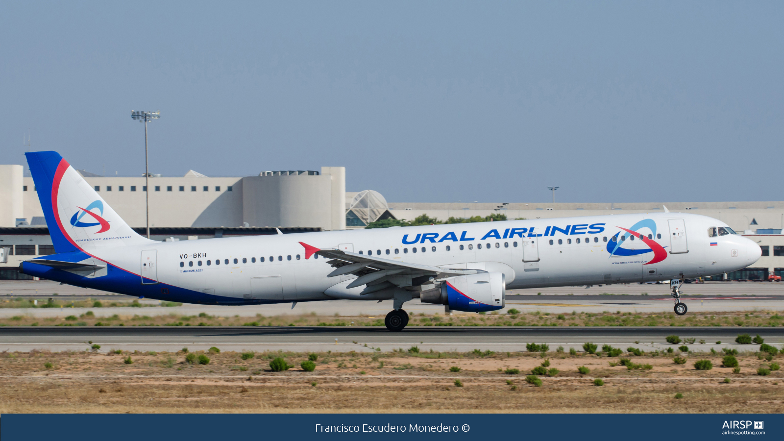 Ural Airlines  Airbus A321  VQ-BKH
