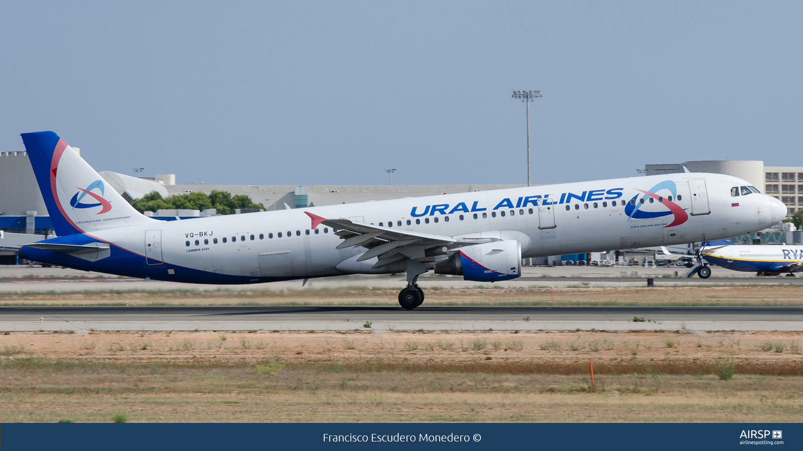 Ural Airlines  Airbus A321  VQ-BKJ