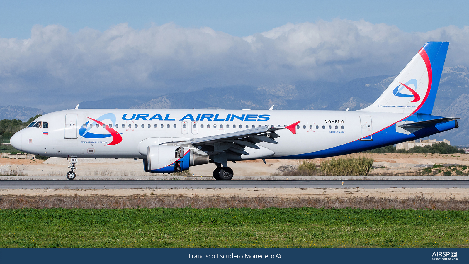 Ural Airlines  Airbus A320  VQ-BLO