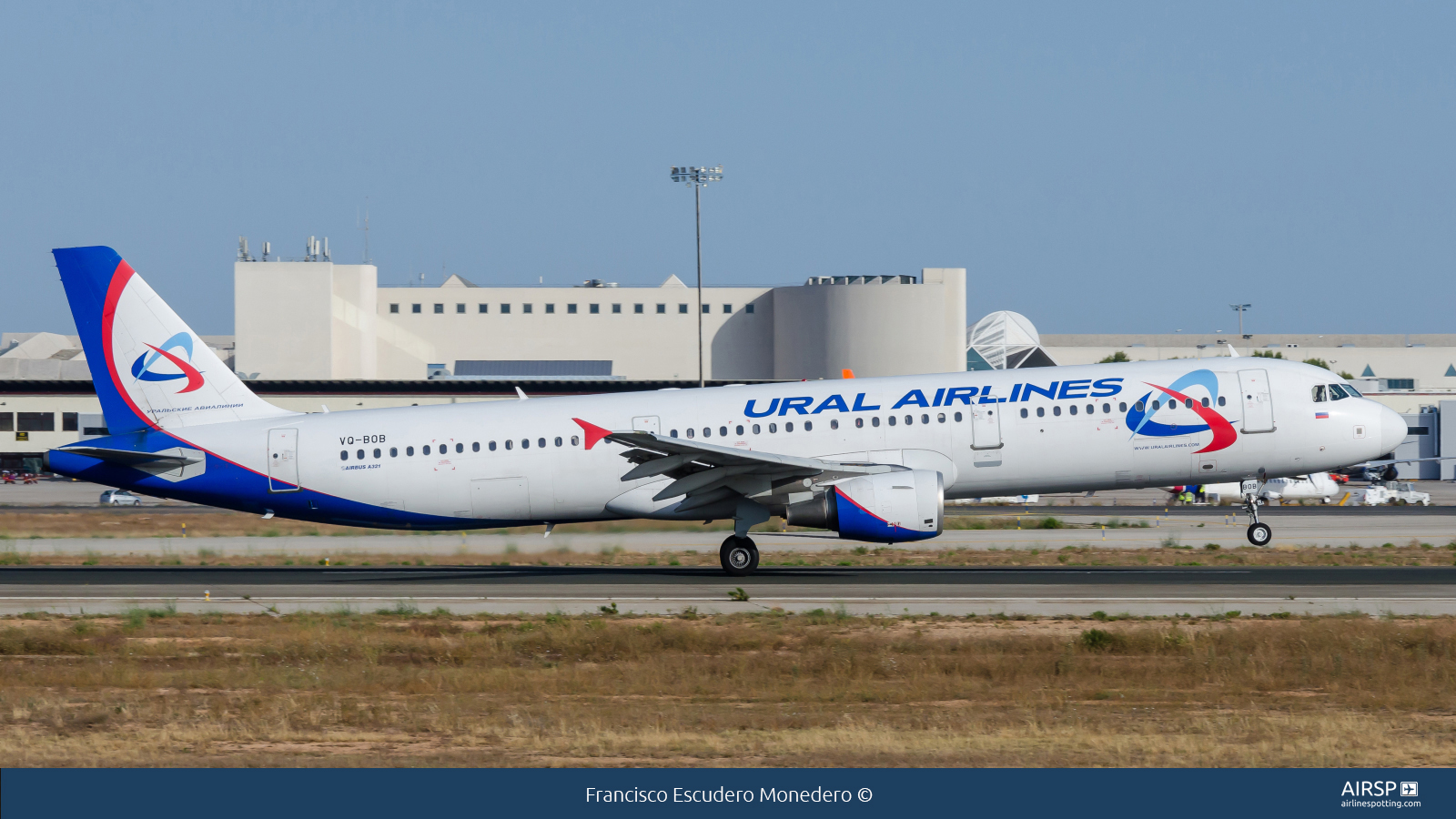 Ural Airlines  Airbus A321  VQ-BOB