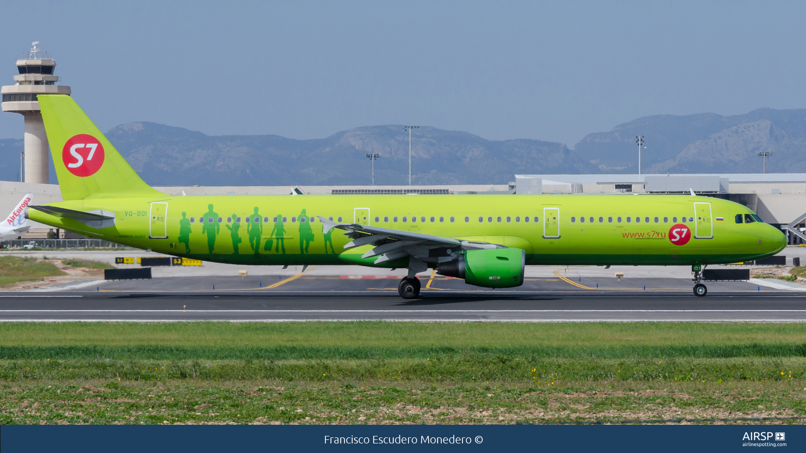 S7 Airlines  Airbus A321  VQ-BQI