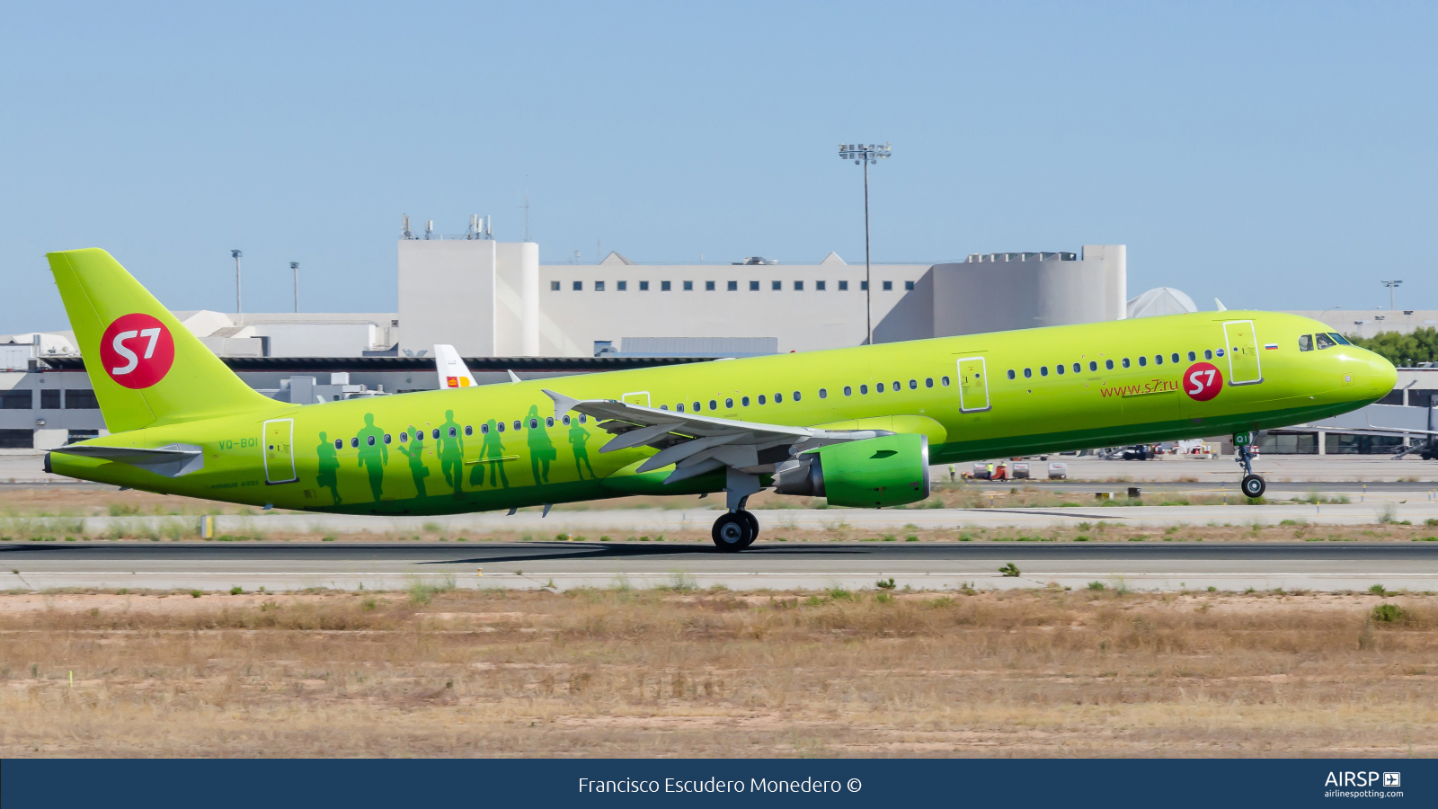 S7 Airlines  Airbus A321  VQ-BQI