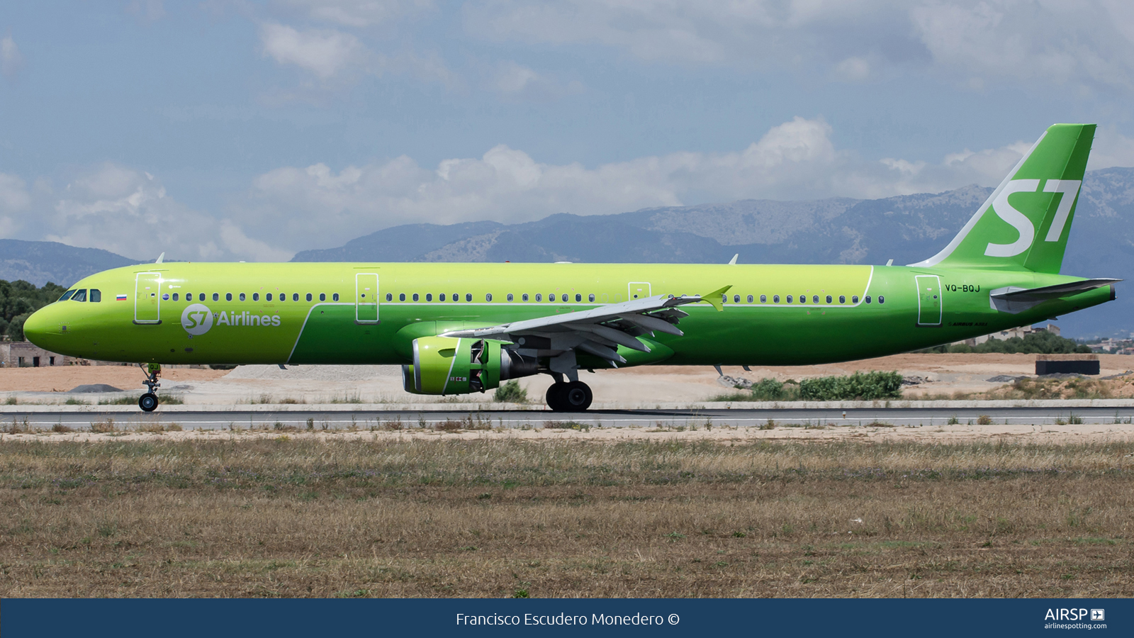 S7 Airlines  Airbus A321  VQ-BQJ