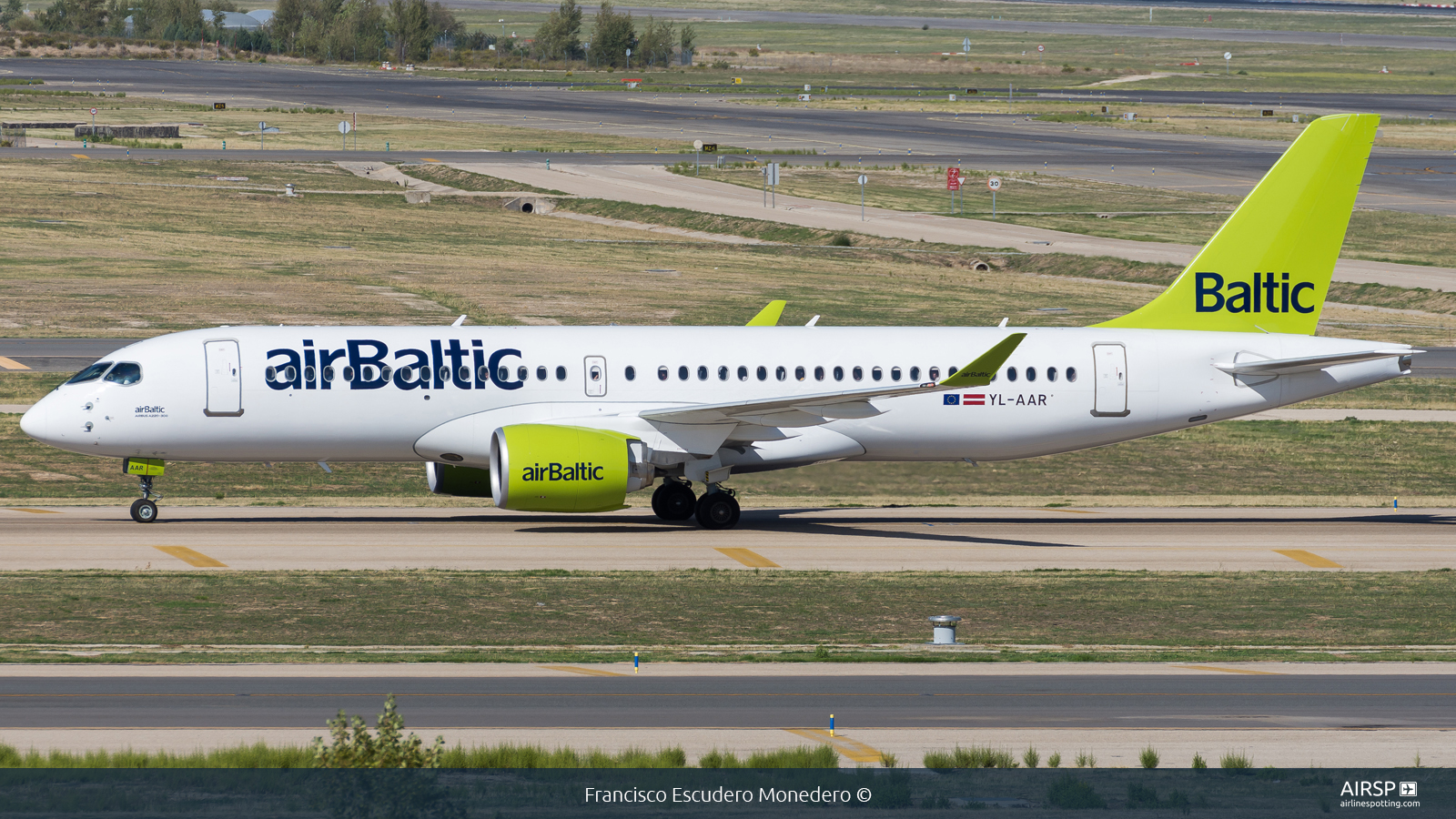 Air Baltic  Airbus A220-300  YL-AAR