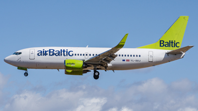 Air Baltic Boeing 737-300