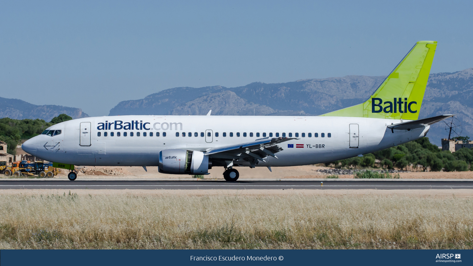 Air Baltic  Boeing 737-300  YL-BBR