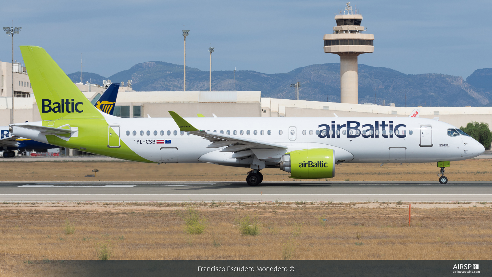 Air Baltic  Airbus A220-300  YL-CSB