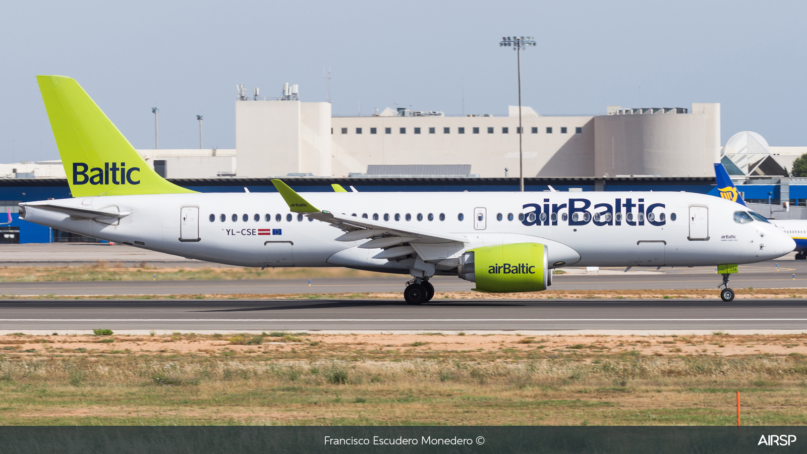 Air Baltic  Airbus A220-300  YL-CSE