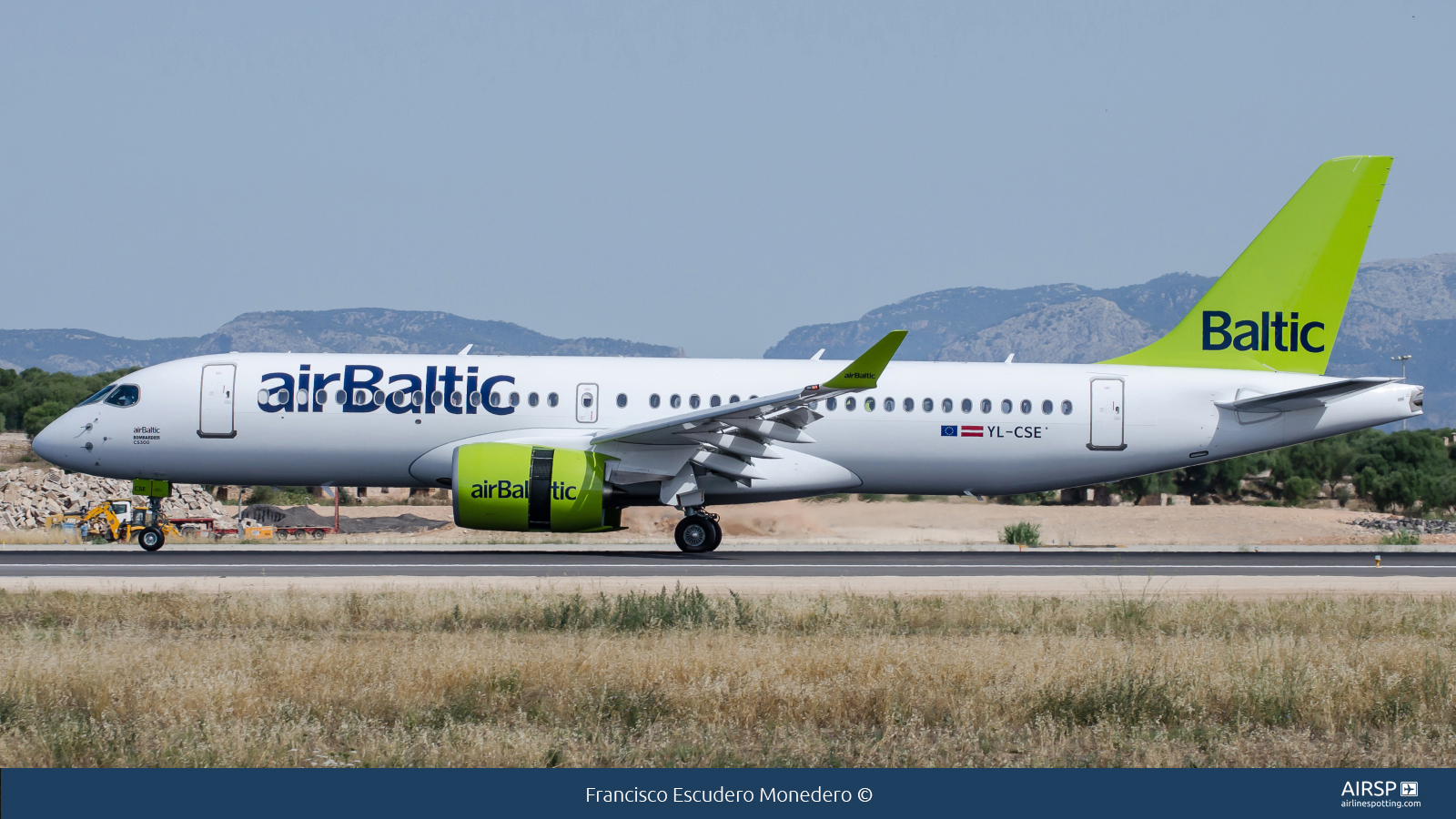 Air Baltic  Airbus A220-300  YL-CSE