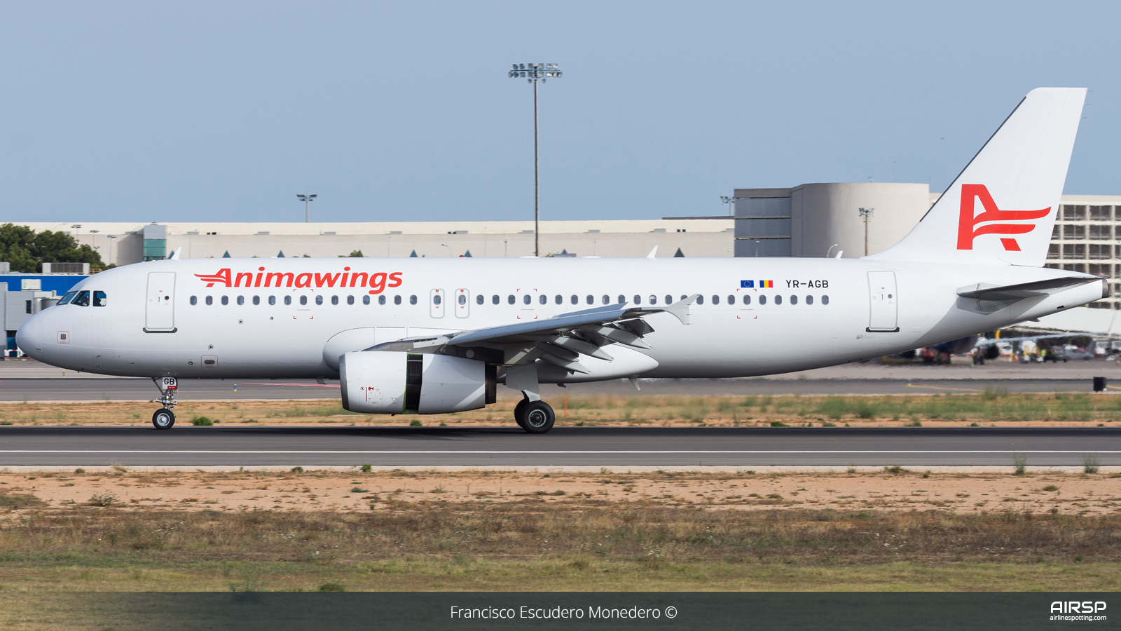 Animawings  Airbus A320  YR-AGB