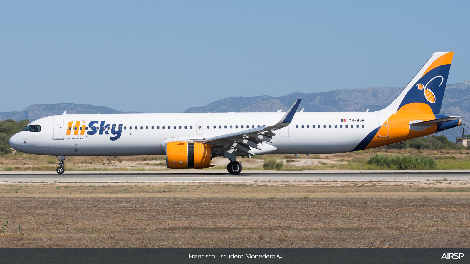 Hi Sky  Airbus A321neo  YR-WOW