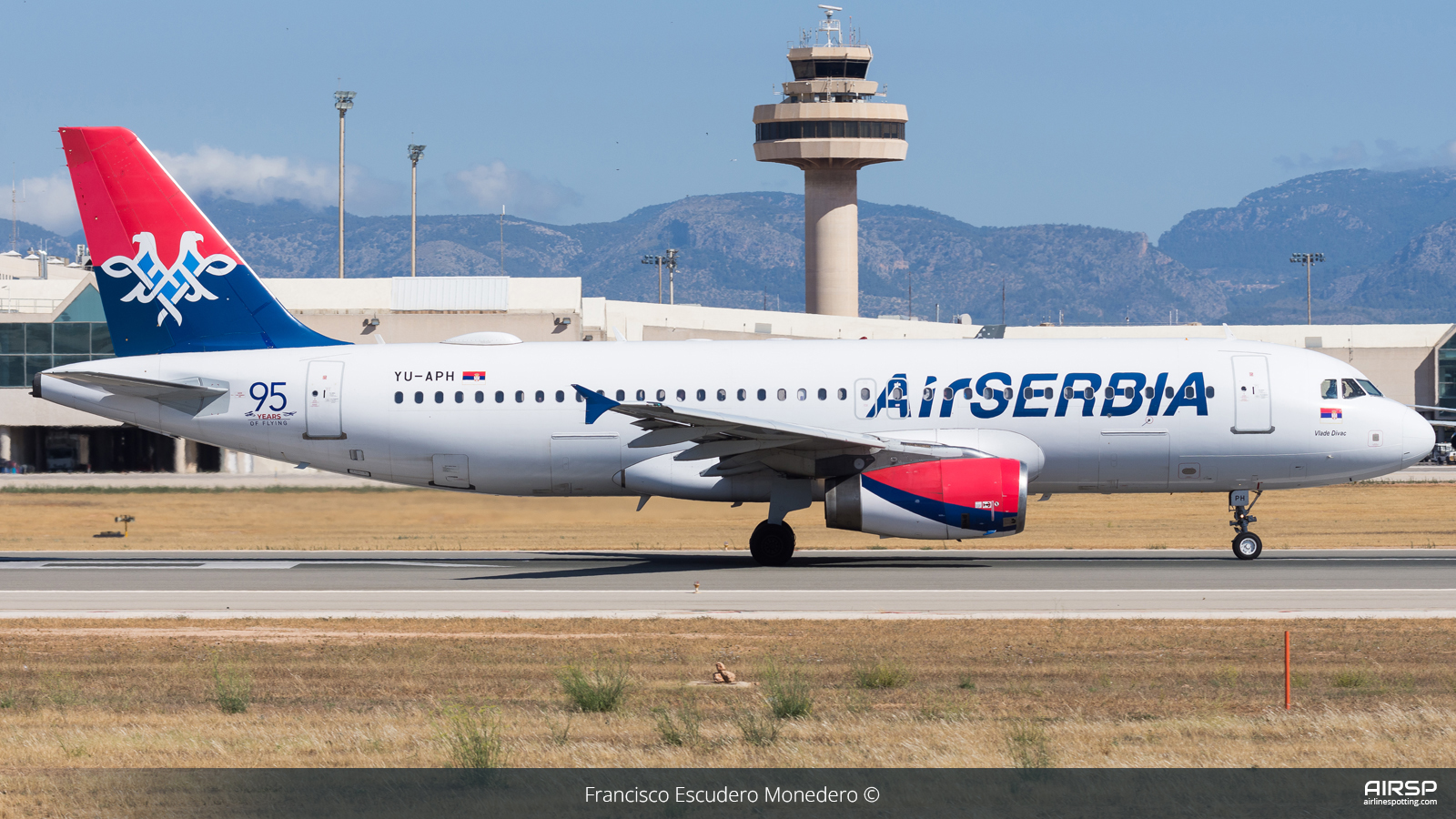 Air Serbia  Airbus A320  YU-APH